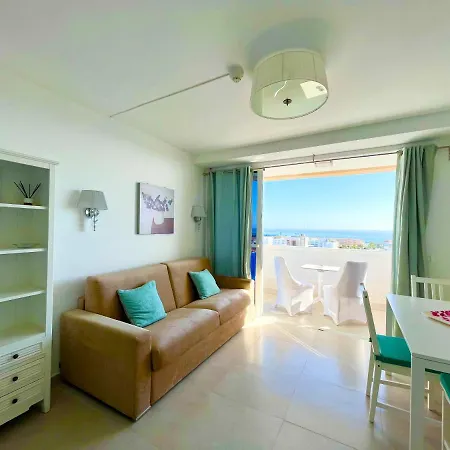 Playa Honda Sea View شقة *